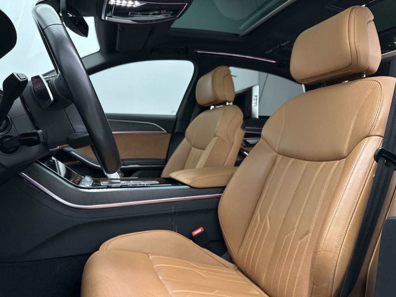 أودي A8 L 55 TFSI quattro Business Edition 3.0L 340hp (Ref# 05520)