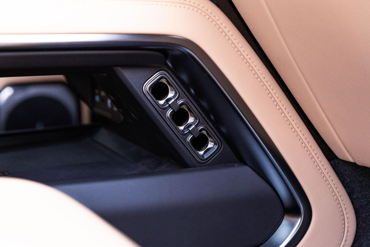 بي واي دي ليوبارد 8 Smart and Brave Flagship Edition (6 Seats)