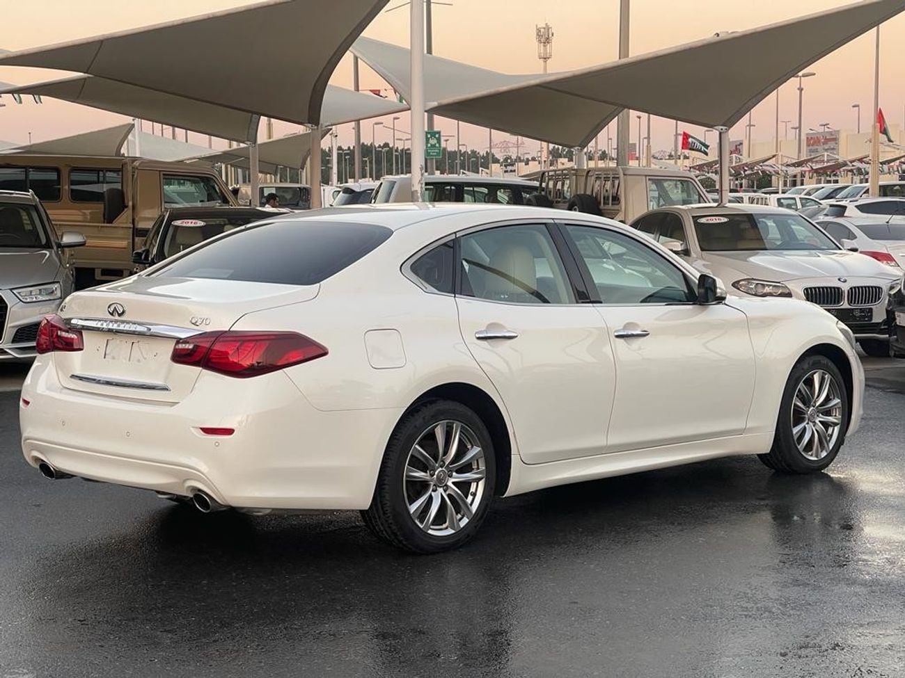 Infiniti QX70 Luxury Infiniti Q70_Gcc_2017_Excellent_Condition _Full option