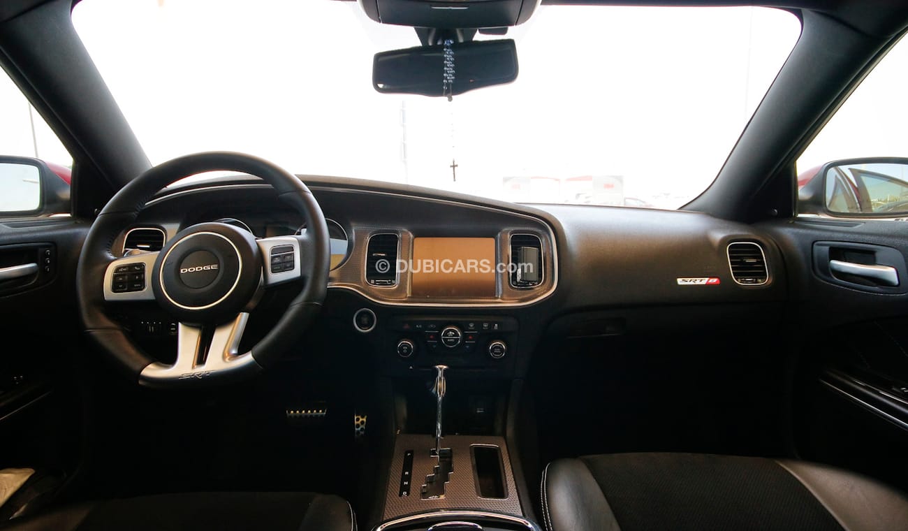 Dodge Charger SRT 8