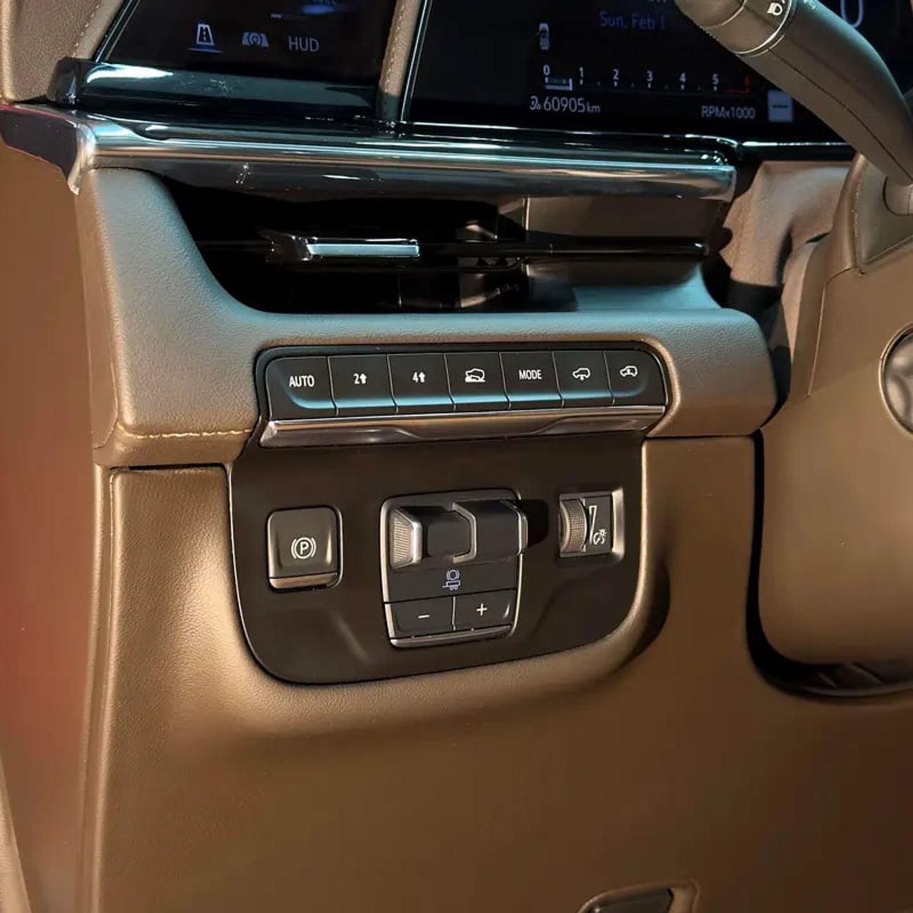 كاديلاك إسكالاد Sport 6.2L 4WD Diesel Sport