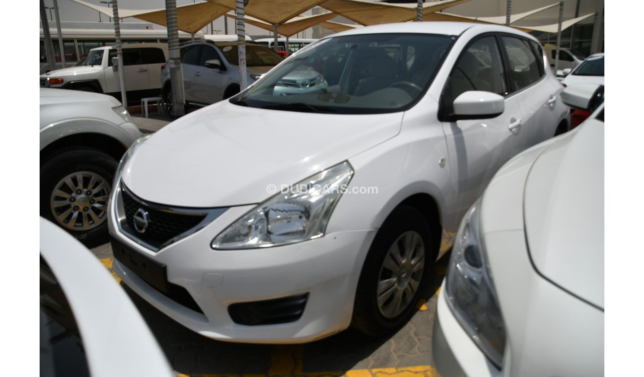 Nissan Tiida 2015 White GCC No Accident No Paint A perfect Condition