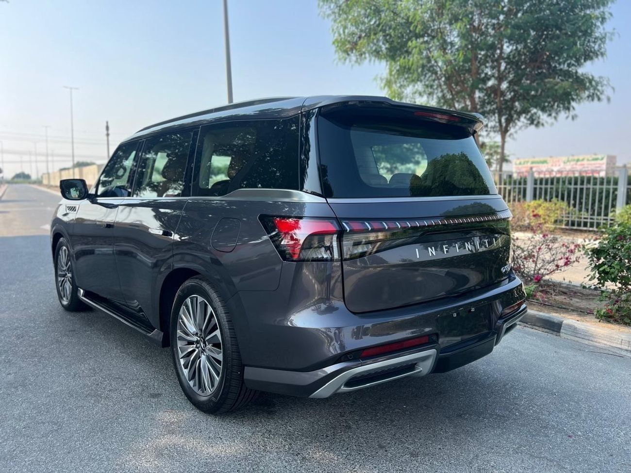 Infiniti QX80 Sensory 3.5L