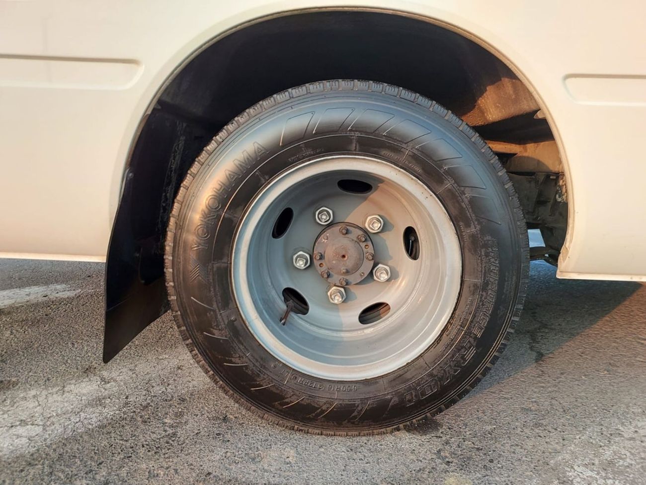 تويوتا كوستر TOYOTA COASTER BUS RHD 2011 MODEL 4.0 L DIESEL AUTOMATIC(PM53468)