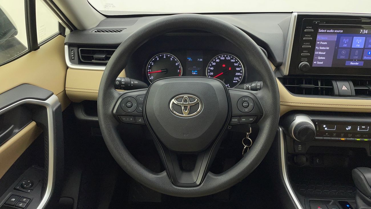 تويوتا راف ٤ EX 2.5 | بدون دفعة مقدمة | اختبار القيادة في المنزل