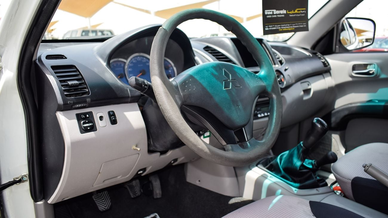 ميتسوبيشي L200 MITSUBISHI L200 DIESEL 4X4 PICKUP \