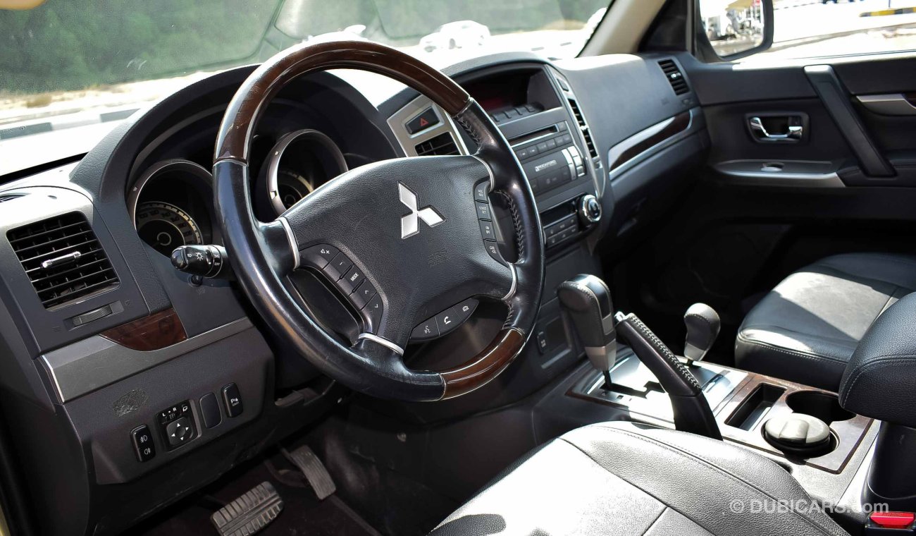 Mitsubishi Pajero 3.8 GLS V6 Ref#489 2015