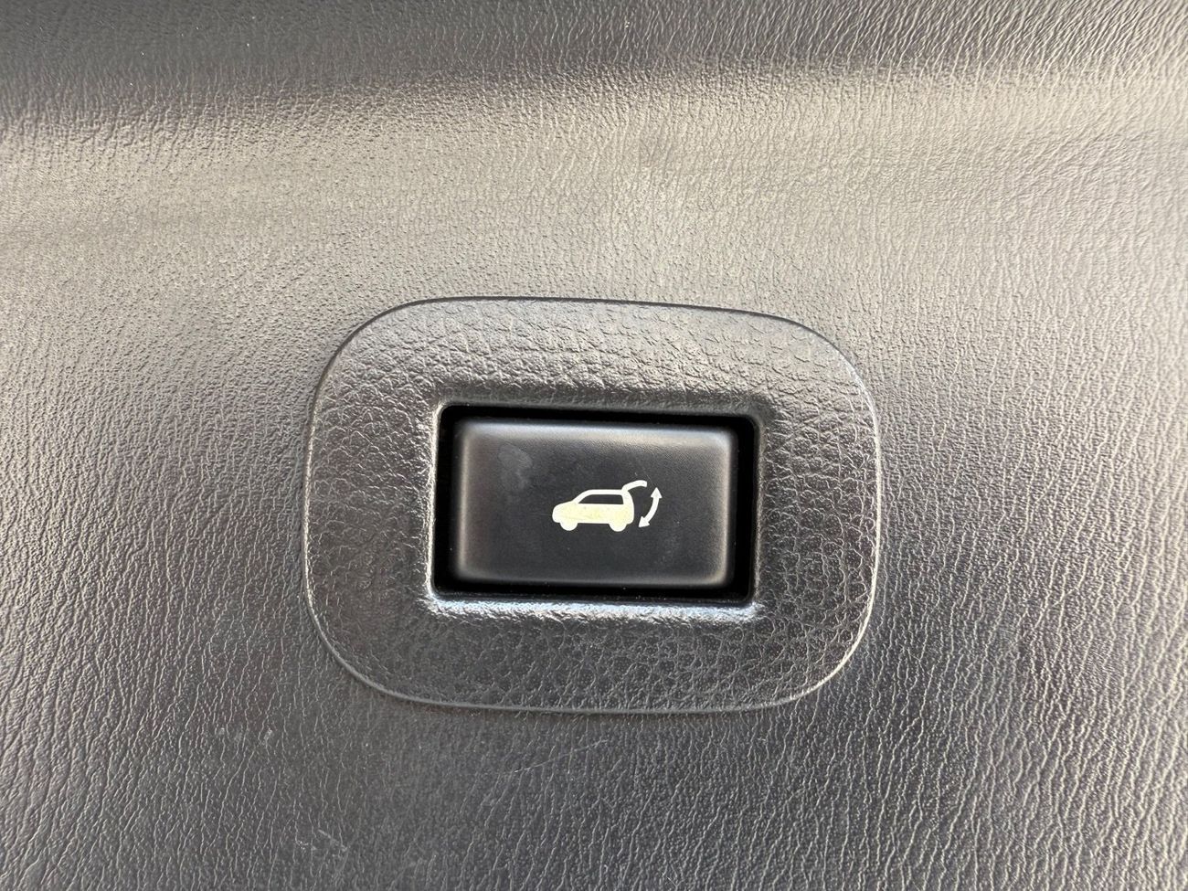 Nissan Patrol LE Platinum 5.6L نيسان باترول ٢٠١٥ بلاتينيوم ٥ كاميرات