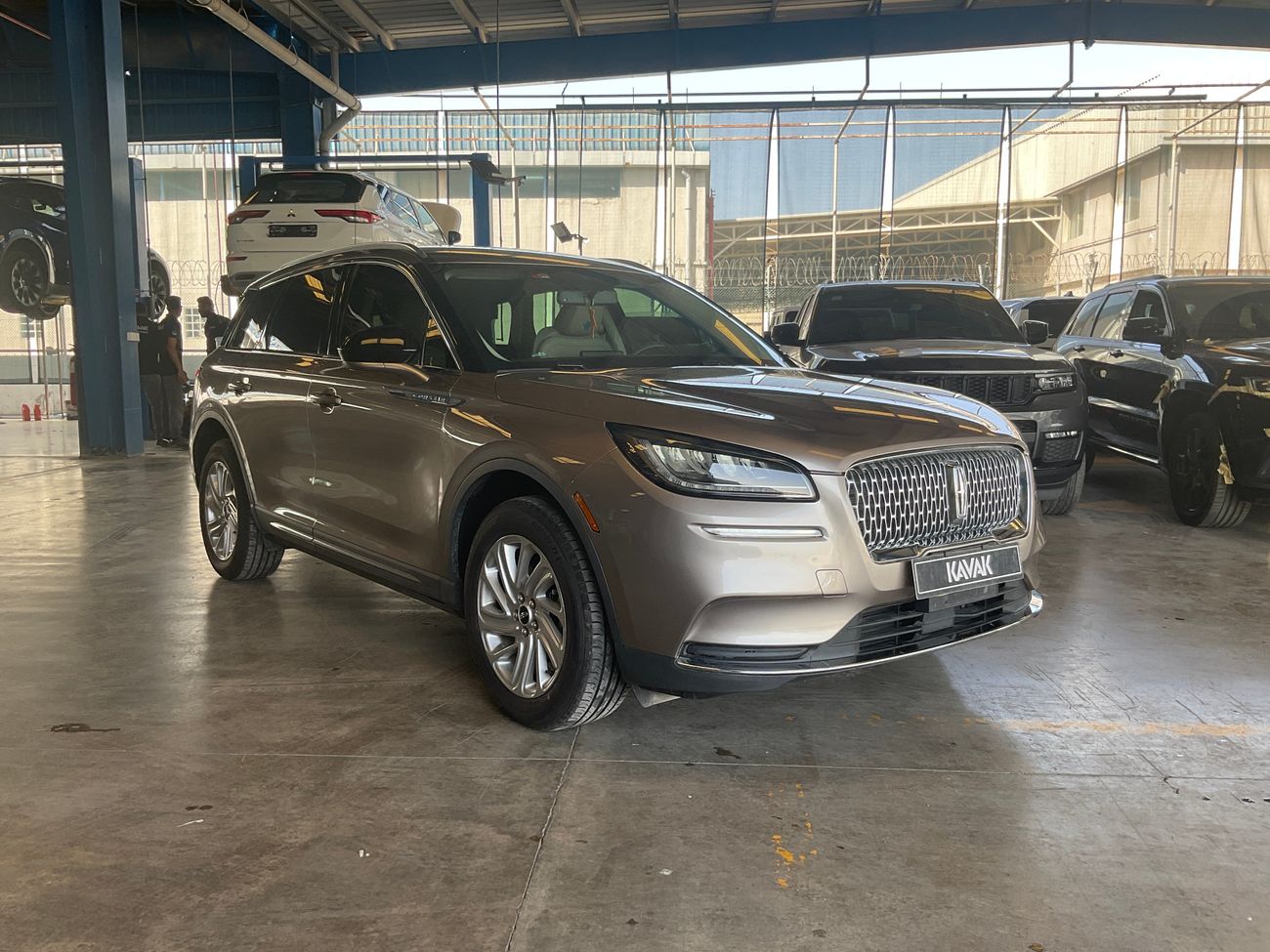 لينكولن كورساير Standard | شامل الضمان | 0 ﺪﻔﻋﺓ ﺃﻮﻟﻯ