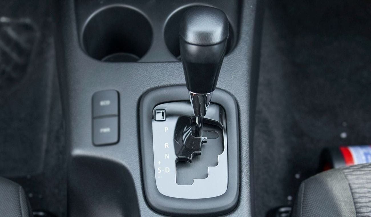 تويوتا هيلوكس TOYOTA HILUX 2.4L MID OPTION A/T MY2025 FOR EXPORT