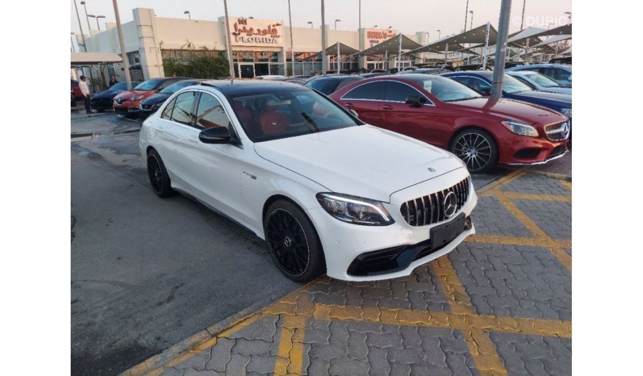 Mercedes-Benz C 300 AMG KIT63S2021