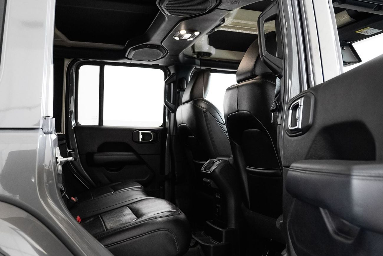 Jeep Wrangler Unlimited Sahara 3.6L