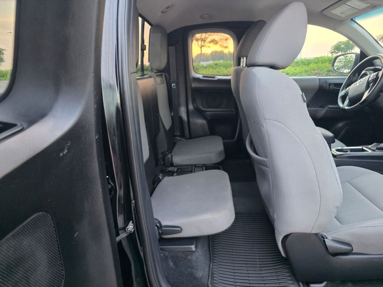 Toyota Tacoma 2019 | 3.5L PETROL ENGINE | AT | LHD | SMART CAB | BOOT SHUTTER | 69,133 Miles