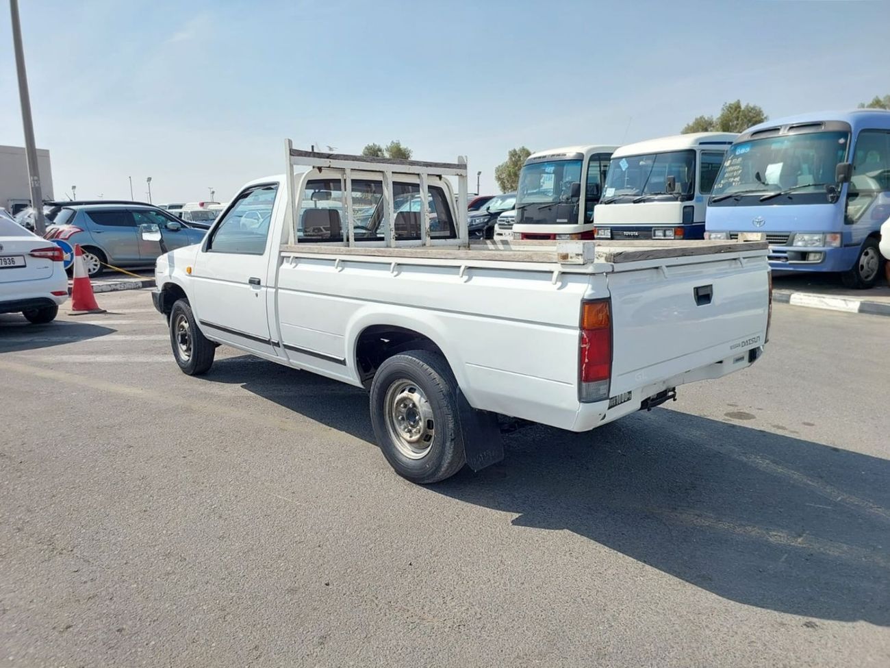 Nissan Pickup NISSAN DATSUN PICKUP RHD 1986 MODEL 1.6 L PETROL MANUAL(PM02298)
