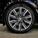 Land Rover Range Rover Vogue First Edition - GCC/ Specs