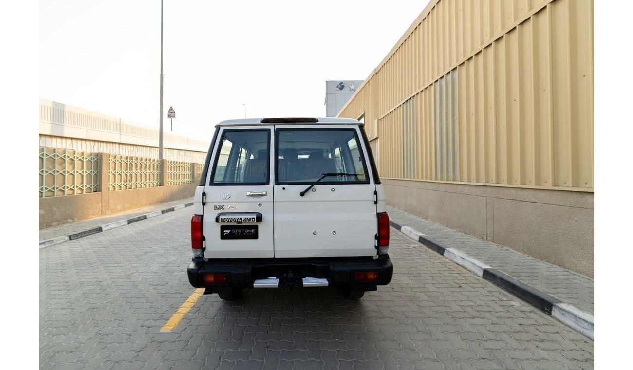 Toyota Land Cruiser LC 76 - E 2025