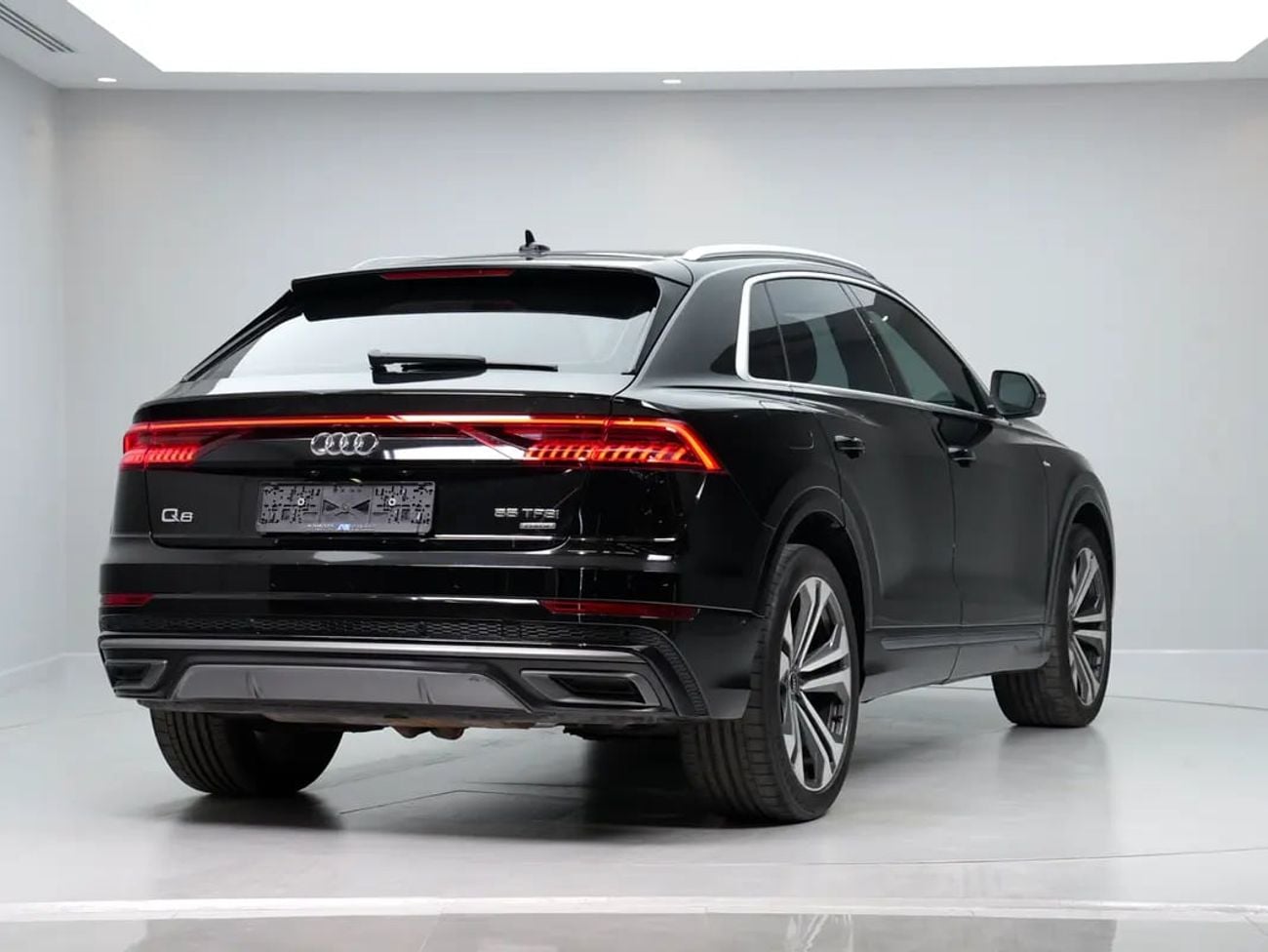 Audi Q8 55 TFSI S-LINE LUXURY S line | GCC SPECS | EXCELLENT CONDITION