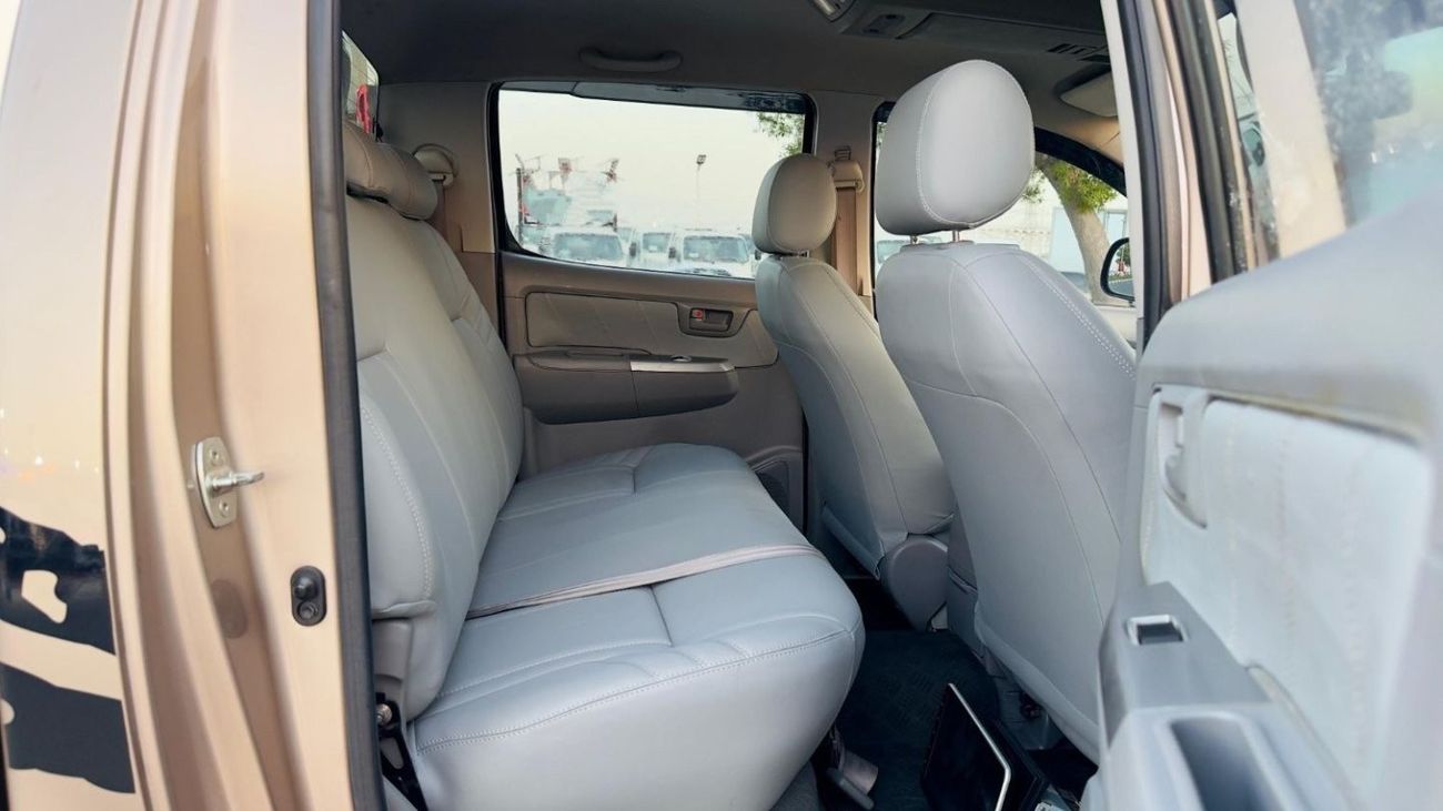 Toyota Hilux DOUBLE CABIN | RHD | MANUAL TRANSMISSION | 3.0L DIESEL ENGINE | 2009