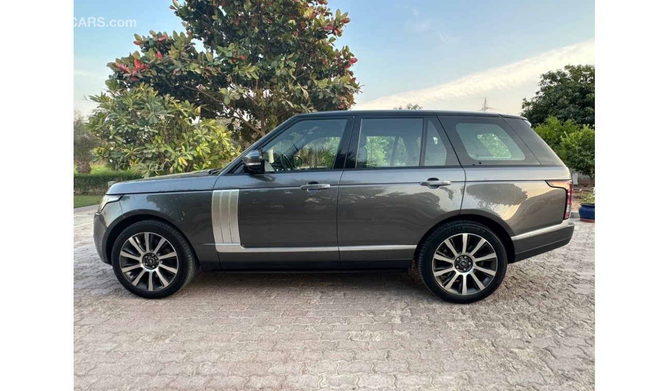 Land Rover Range Rover HSE V6