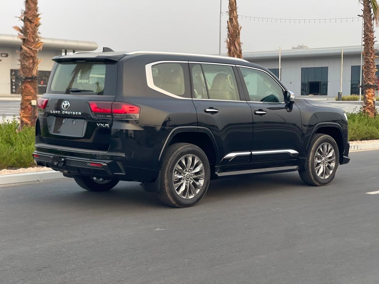 Toyota Land Cruiser VXR