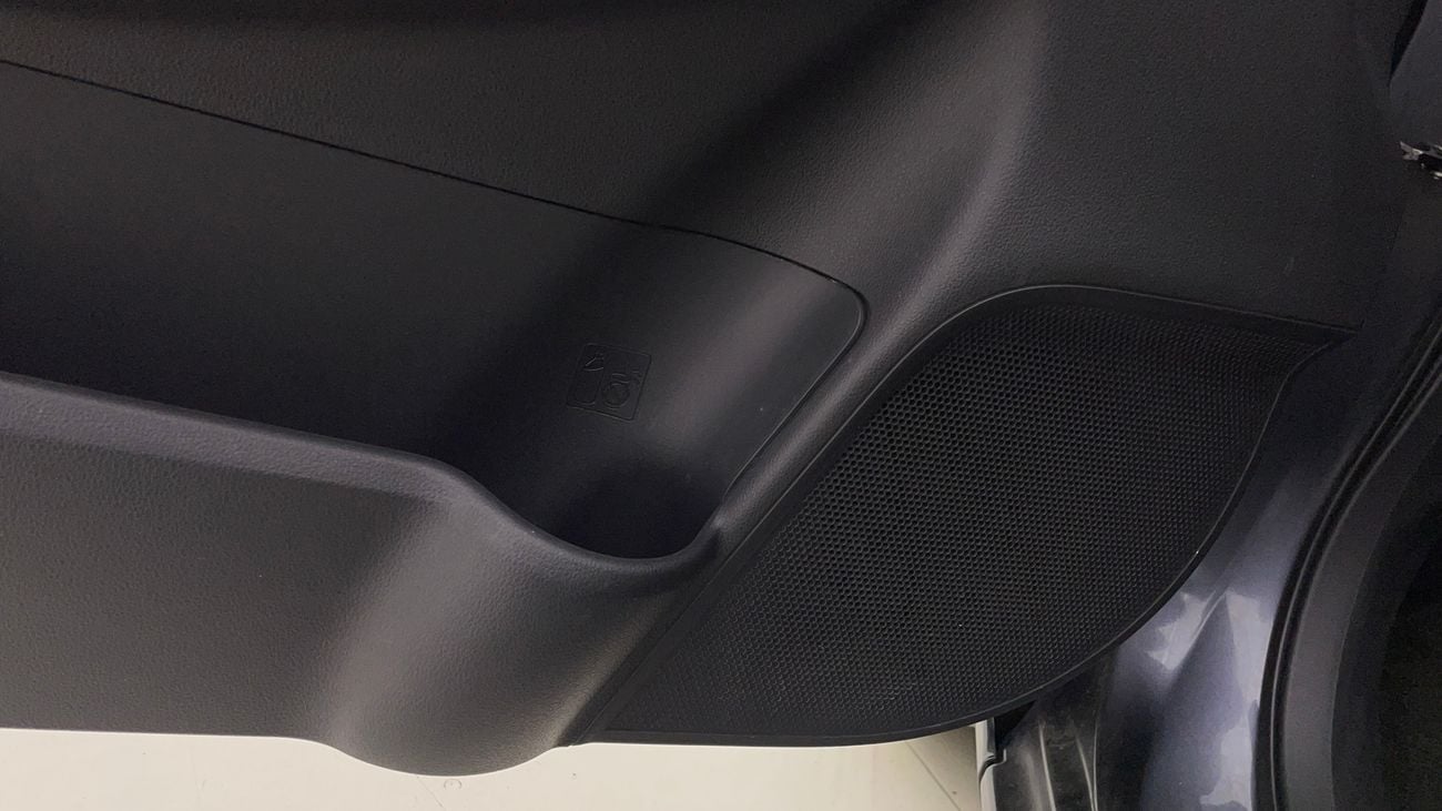 تويوتا يارس E 1.5 | بدون دفعة مقدمة | اختبار القيادة في المنزل