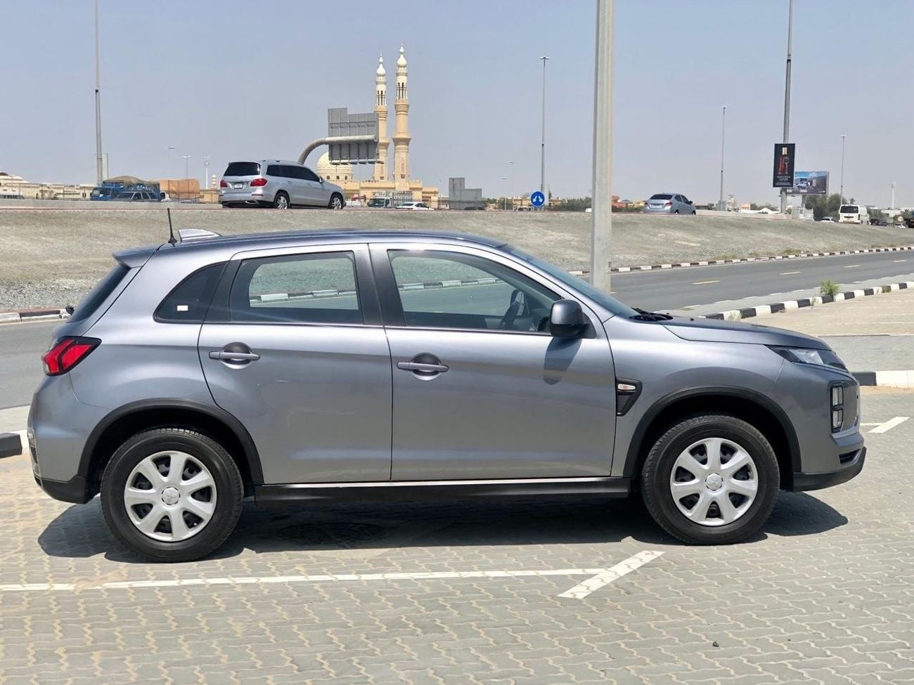 Mitsubishi ASX MITSUBISHI ASX 2022 GCC LOW mileage,clean car