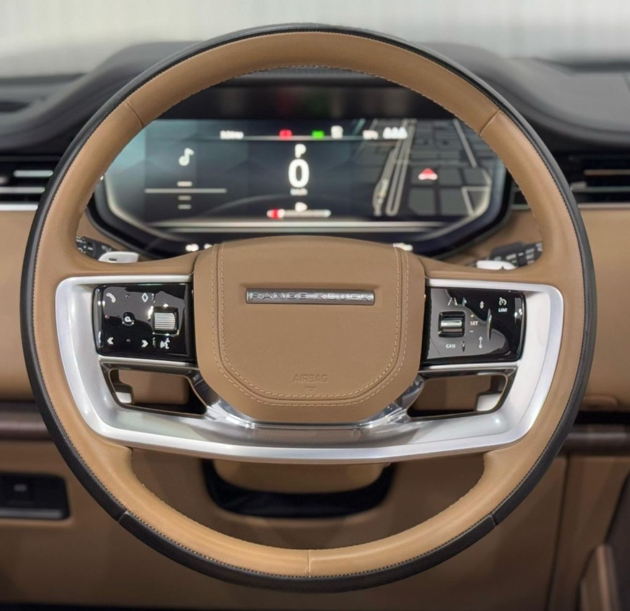 لاند روفر رينج روفر HSE P530 4.4L 2023 Range Rover Vogue HSE V8, May 2028 Agency Warranty, Full Service History, GCC