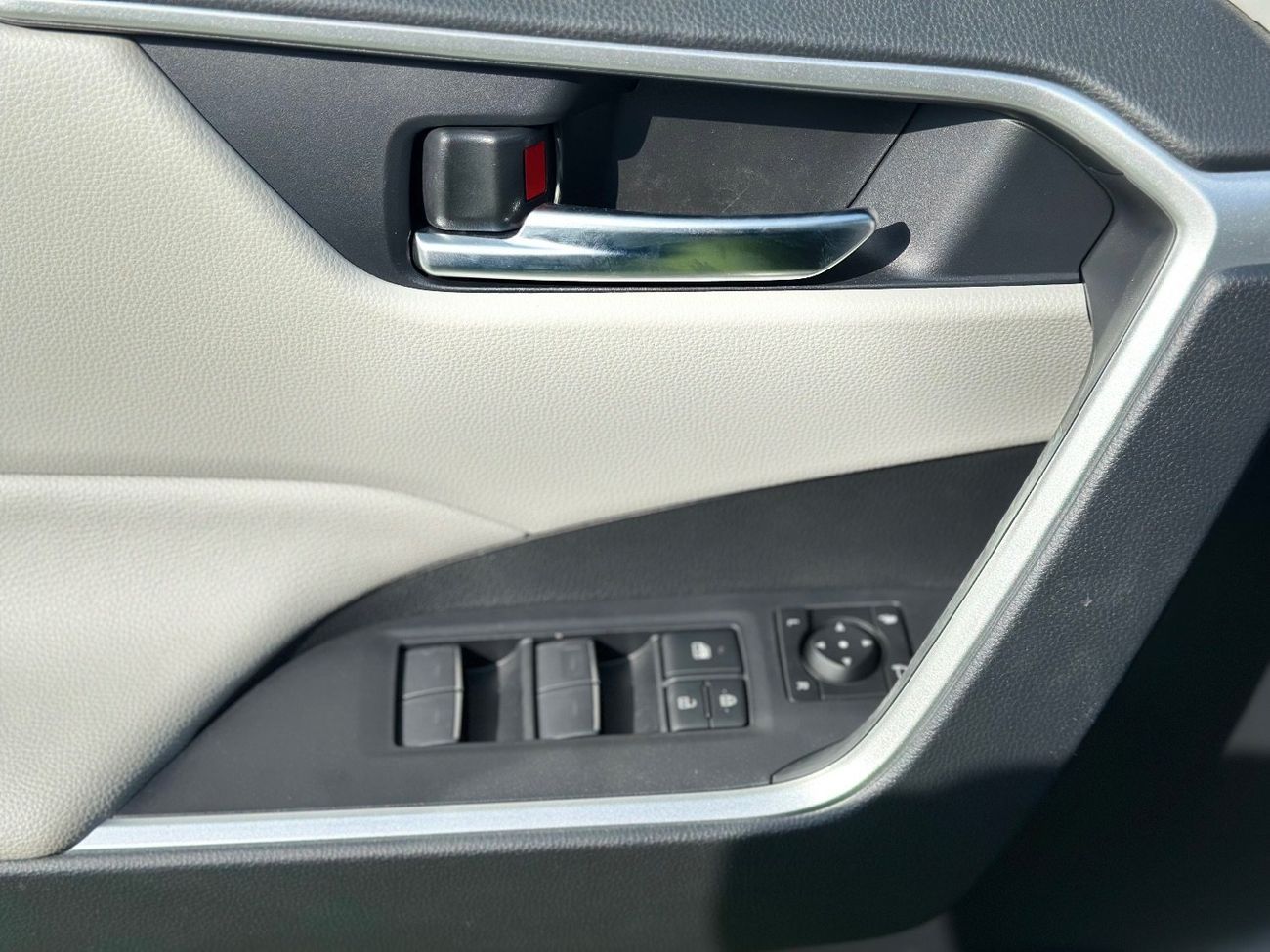 Toyota RAV4 2.5L Adventure