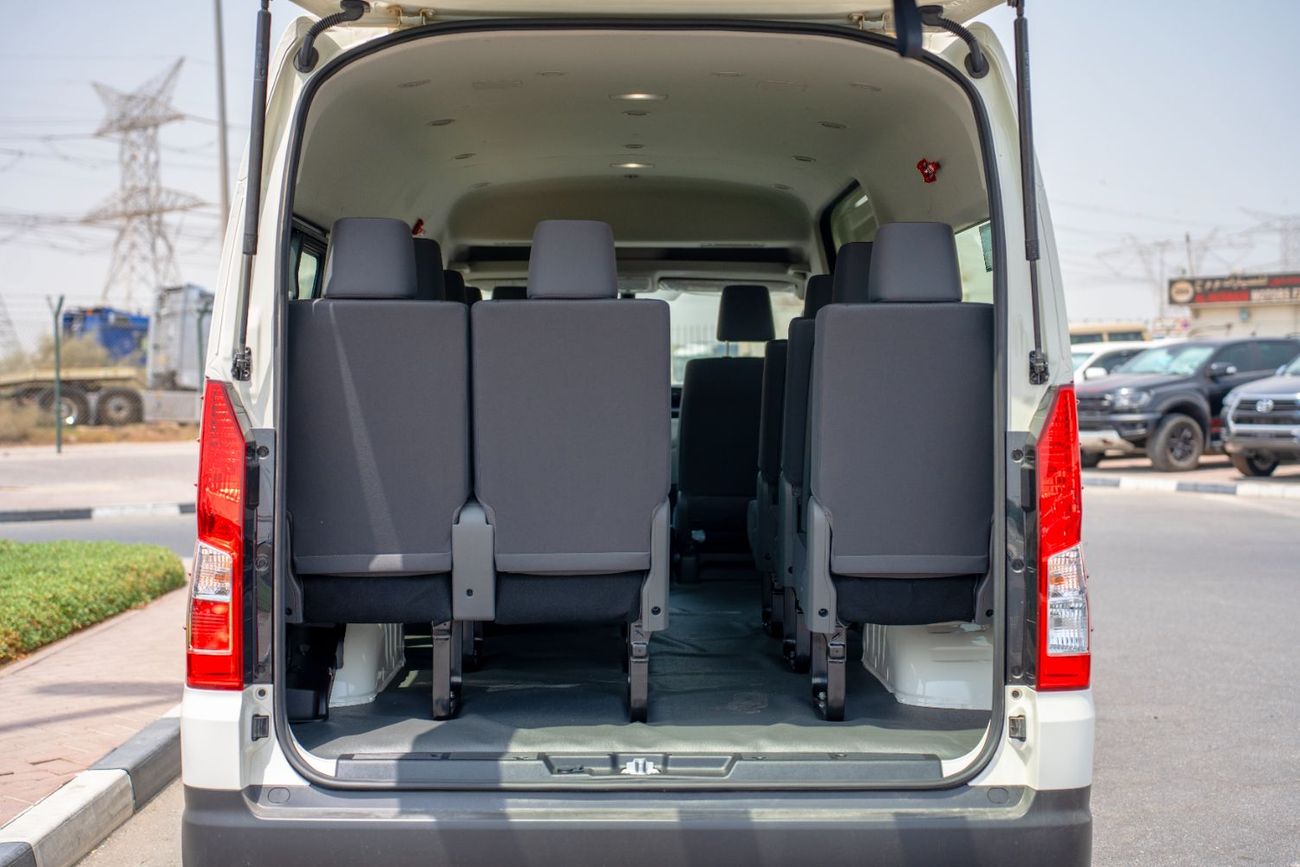 تويوتا هاياس DLS -High Roof Commuter 2.8L M/T