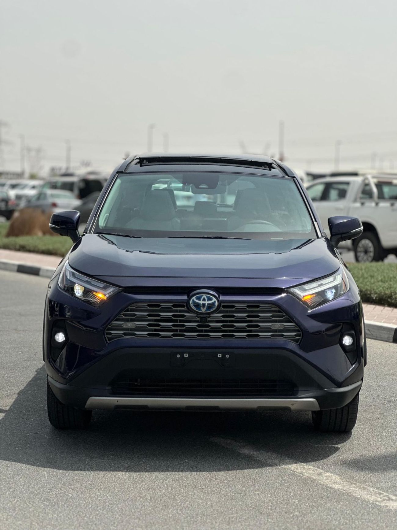 تويوتا راف ٤ Limited Hybrid 2.5 L | Panoramic | 360 Camera | full option 2024