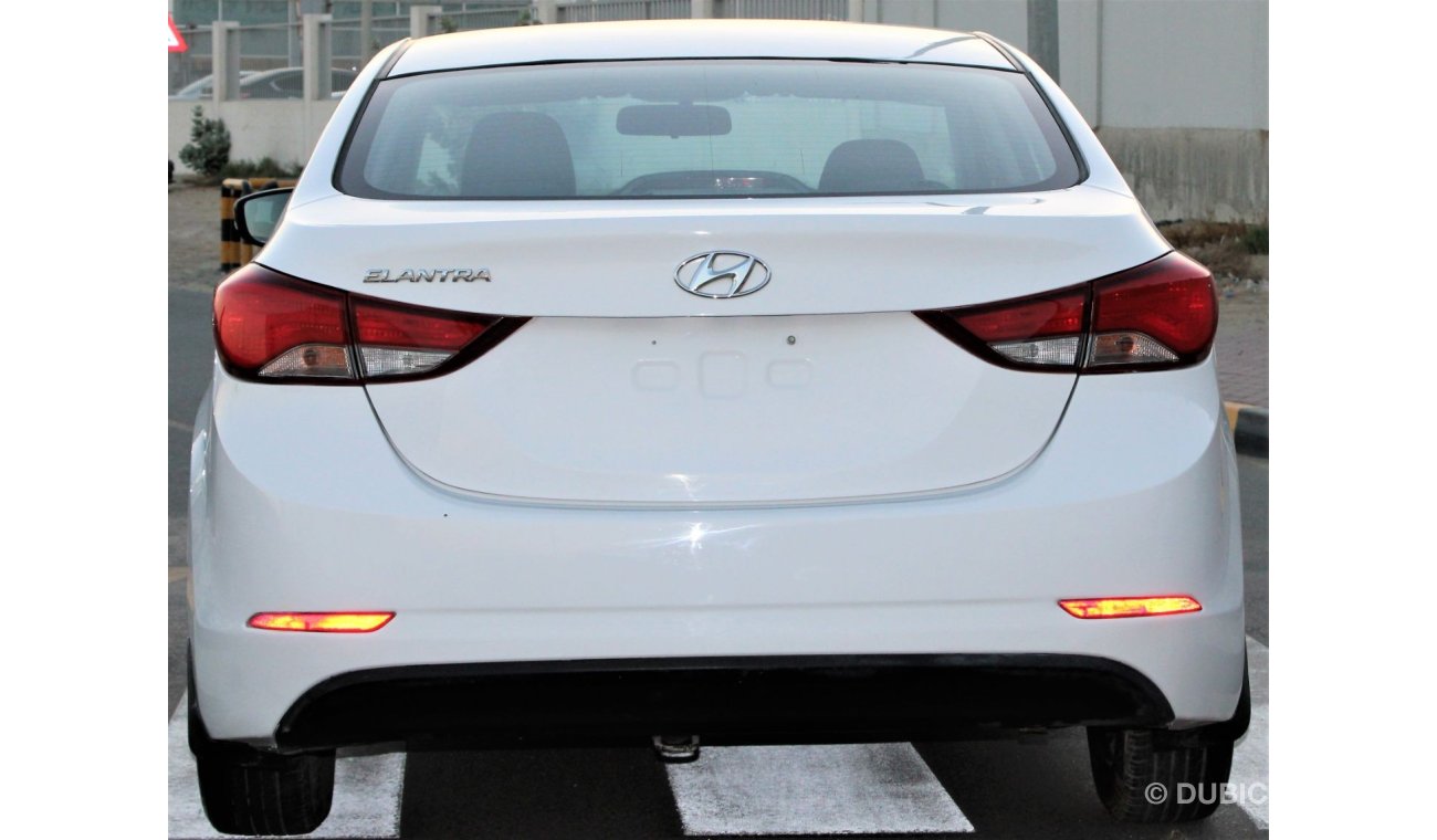 Hyundai Elantra Hyundai Elantra 2015 GCC 1.6 in excellent condition without accidents, very clean from inside and ou