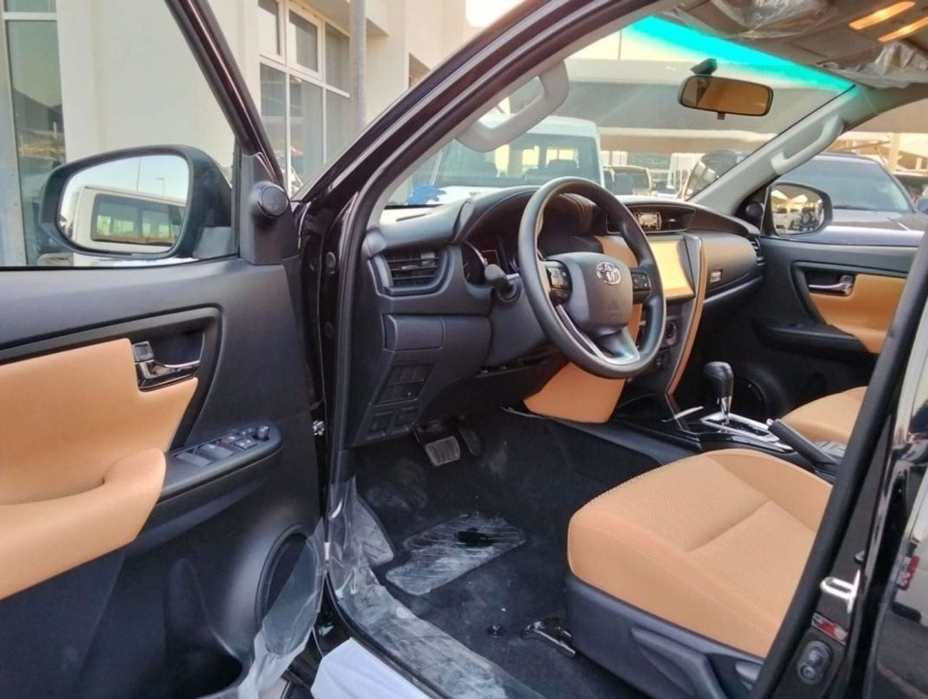Toyota Fortuner GX2 Toyota Fortuner 2.4 Basic 2024