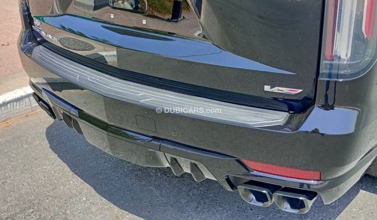 Cadillac Escalade V GCC Brand New 6.2L Supercharged V8