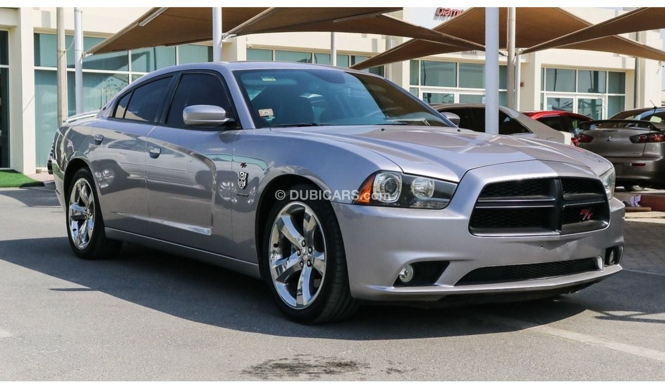 Dodge Charger Dodge Charger || 2014 Charger RT || V8 5-speed automatic || GCC || Perfect Condition ||  Agency Main