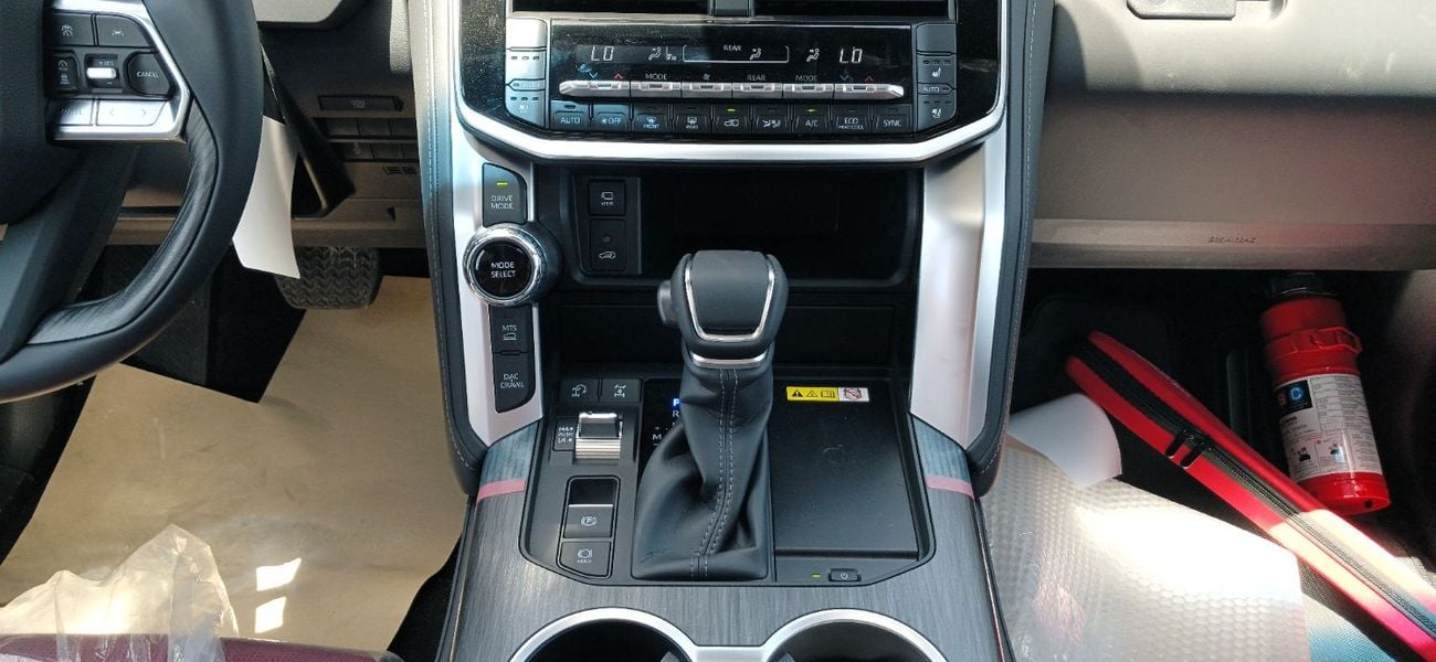 Toyota Land Cruiser LC300 VXR 3.3L Diesel 2026YM