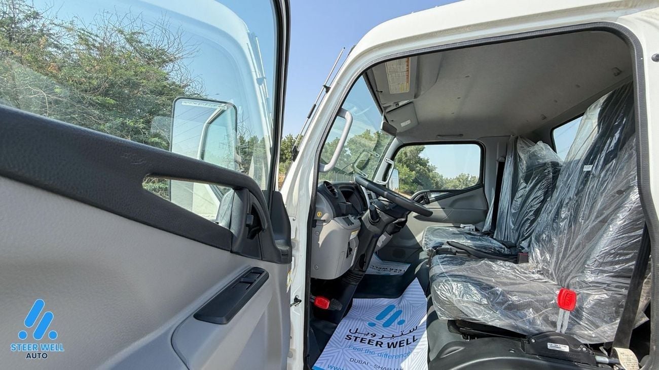 ميتسوبيشي فوسو كانتير Euro 5 | 3.0L Diesel RWD Tipper Truck | White | Excellent Condition