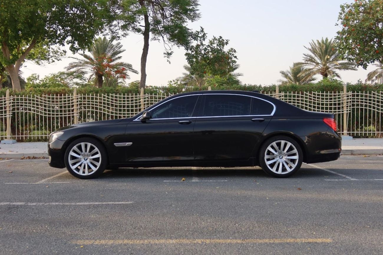 بي أم دبليو 740Li