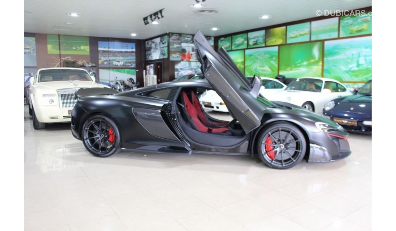 McLaren 675