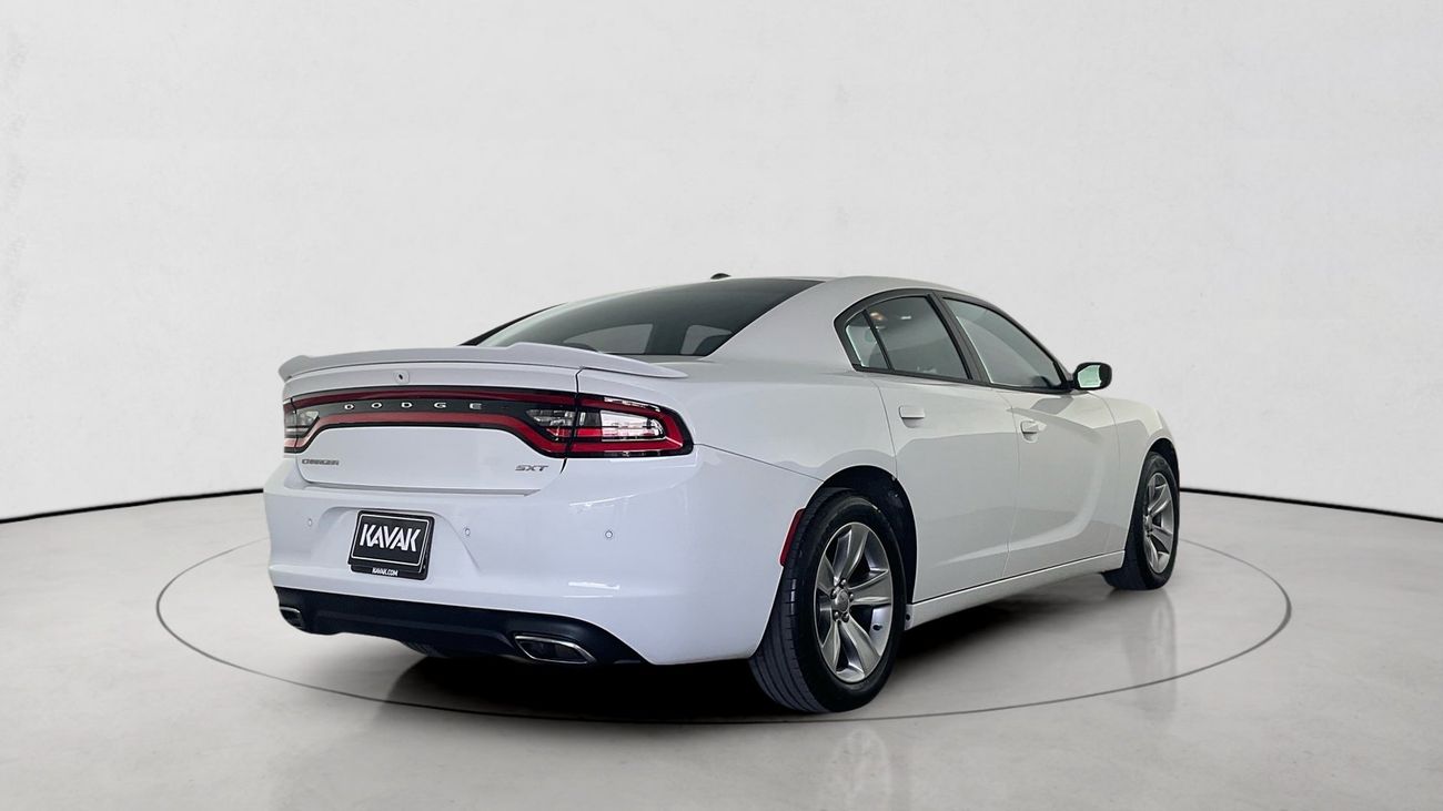 دودج تشارجر SXT / SE | upto AED 20,000 Ramadan Discount | شامل الضمان | 0 ﺪﻔﻋﺓ ﺃﻮﻟﻯ