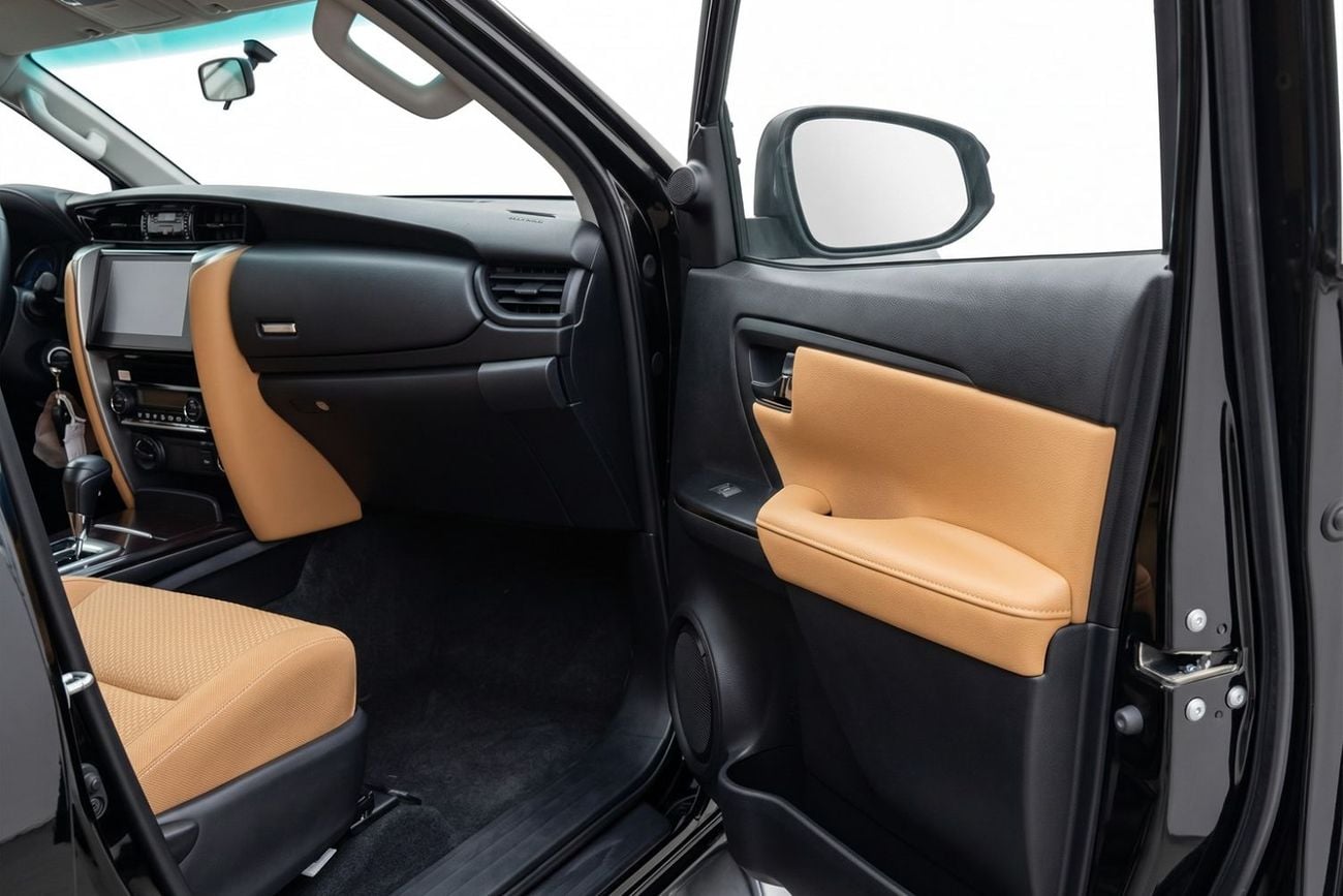 Toyota Fortuner SR5 l FOR EXPORT ONLY l Automatic l Brand New