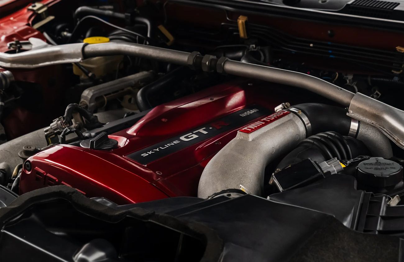 نيسان سكايلاين 2.6L I-6 Turbocharged Engine