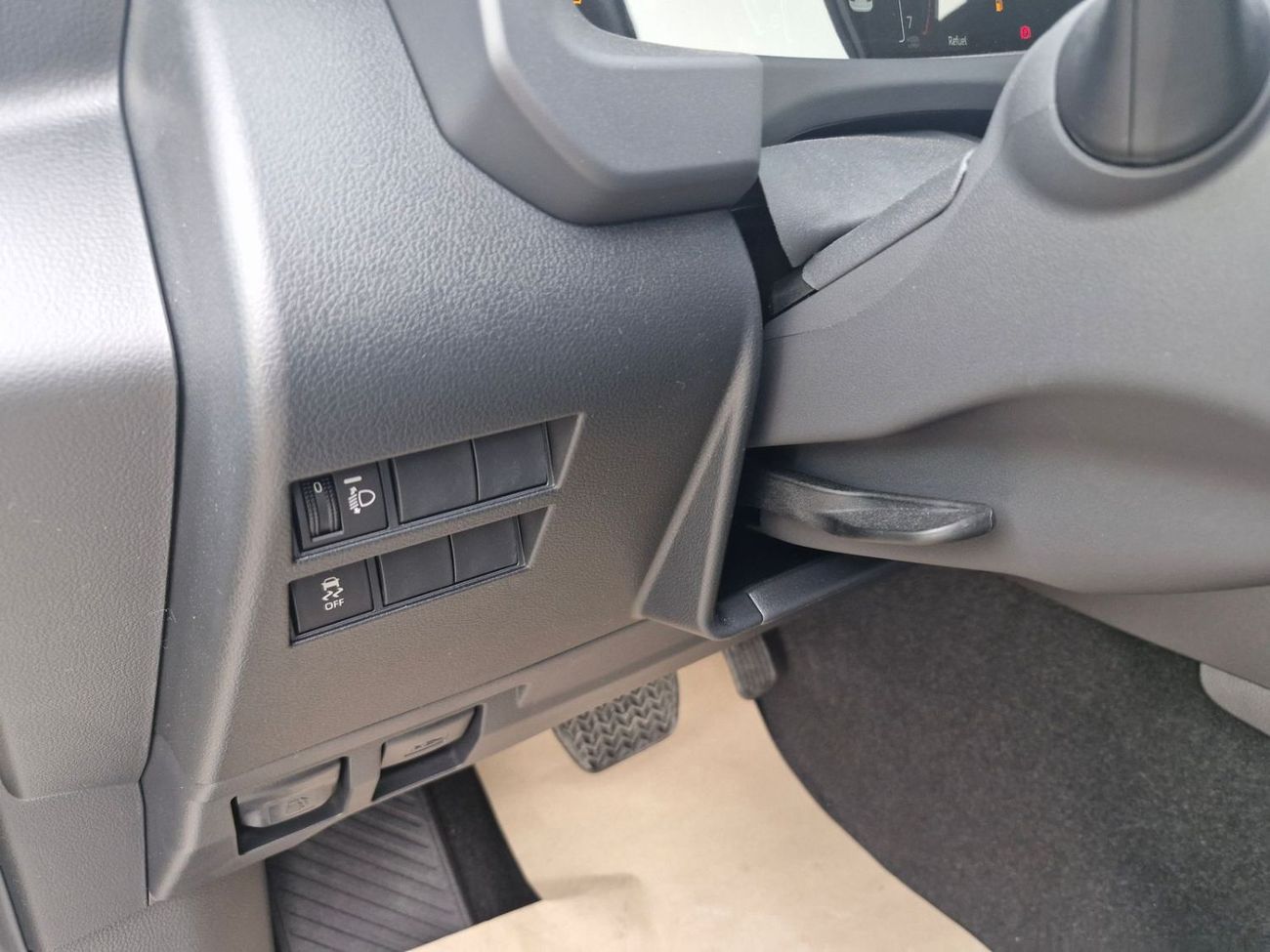 تويوتا لاند كروزر 2026 TOYOTA LC300 GX 4.0L BRAND NEW 0KM