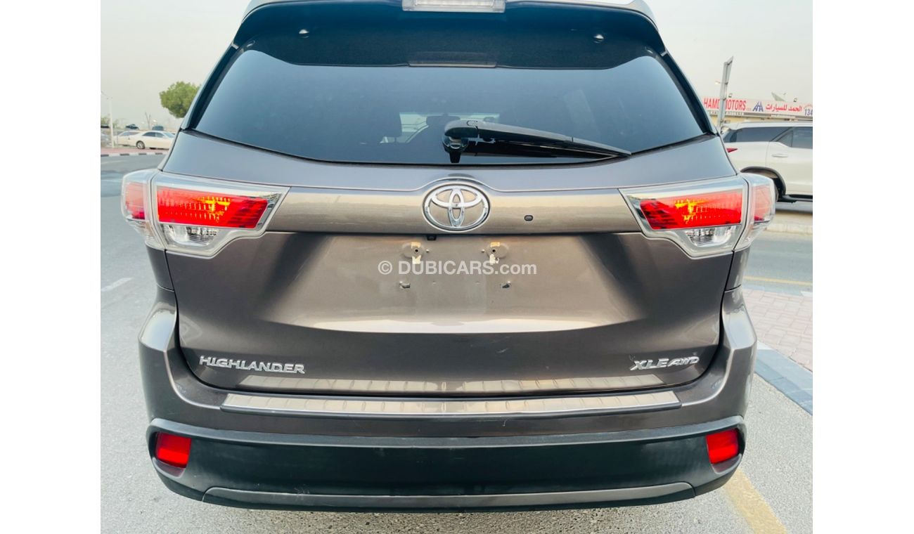 Toyota Highlander Xle AWD