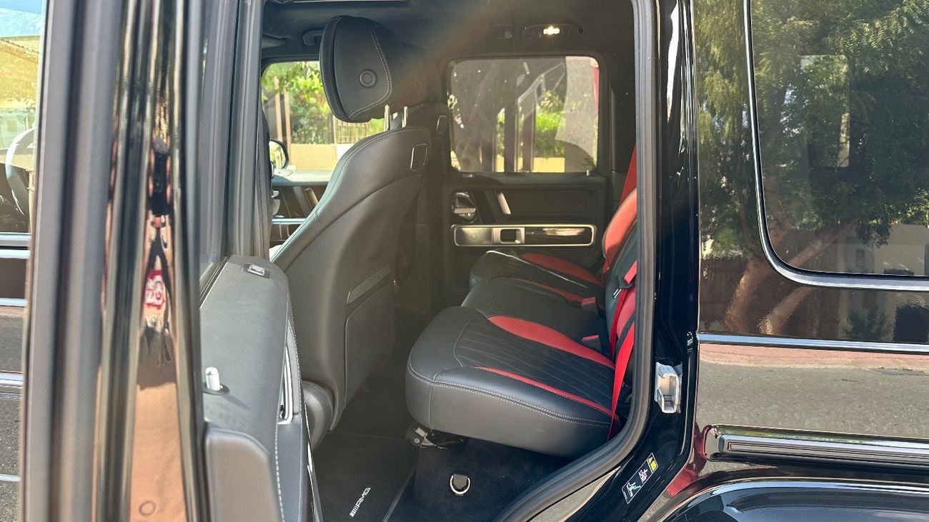 Mercedes-Benz G 63 AMG 4MATIC SUV | Carbon fiber interior | Accident free