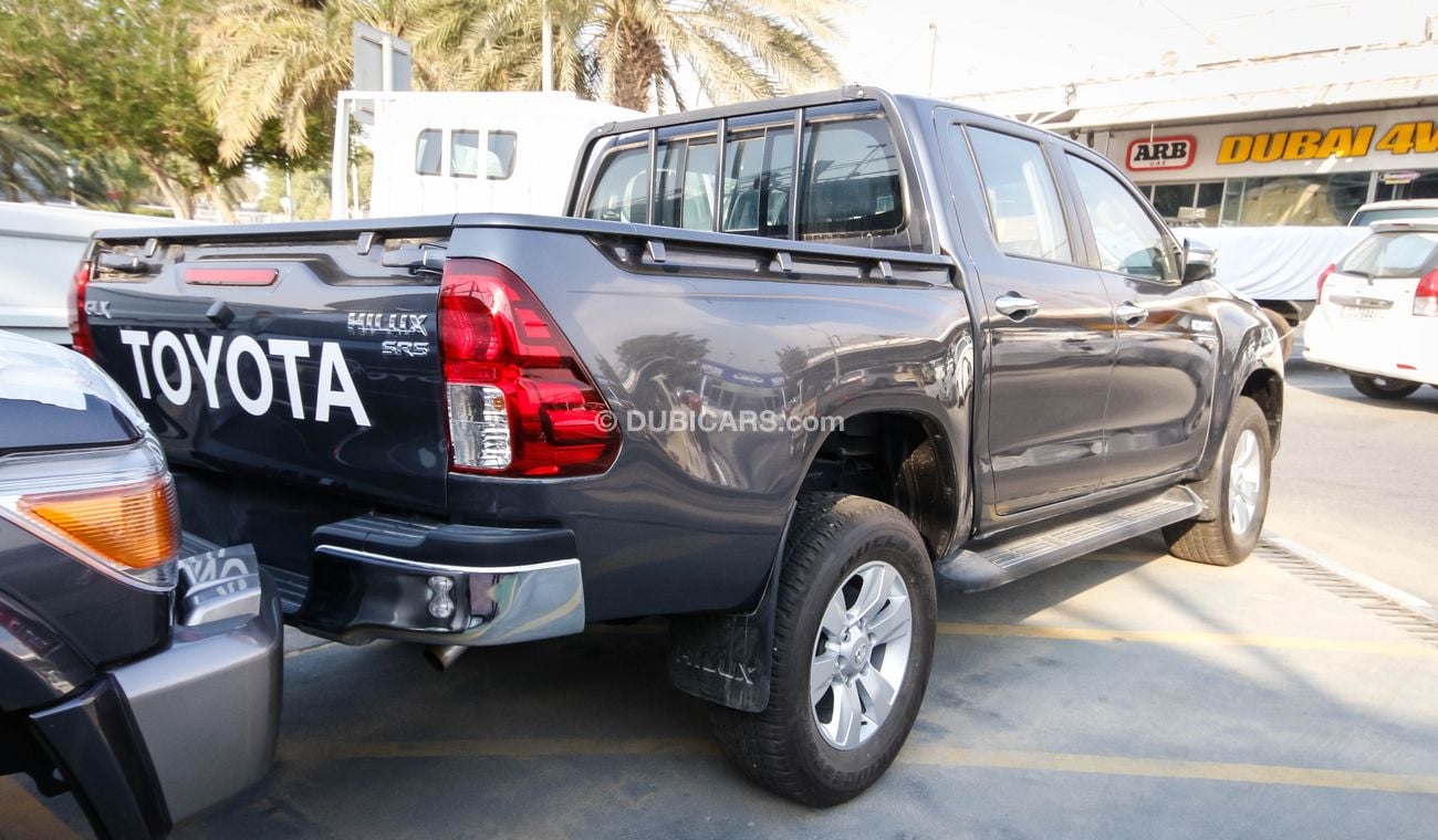 تويوتا هيلوكس SRS
