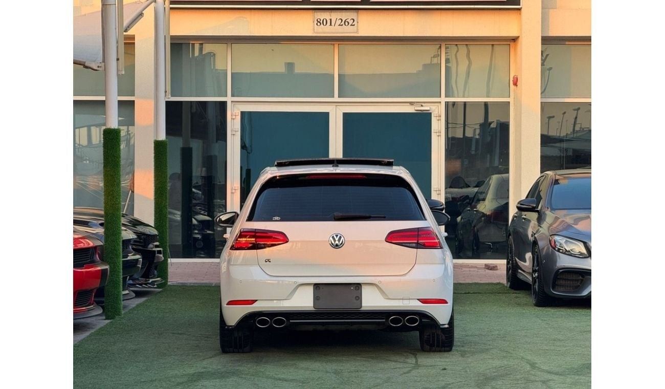 فولكس واجن جولف R 2.0L (280 HP)