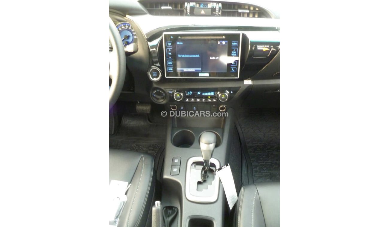 Toyota Hilux RIVO 2.8L FULL OPTIONS