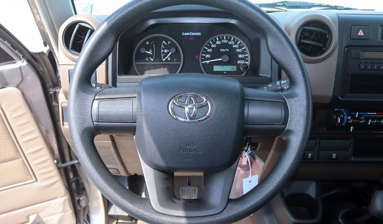 Toyota Land Cruiser 70 Hardtop LC71 . 4.0L . Petrol . 4WD . 5-Speed Manual . 7 Seats . 3 Doors For Export