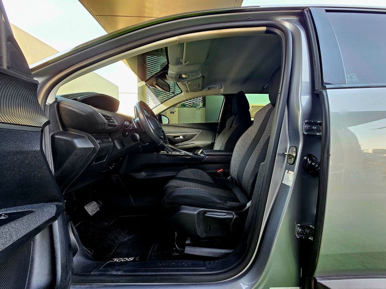 بيجو 3008 / 1.6 V4/ ORIGINAL PAINT/ SINGLE OWNER/ LOW KMS