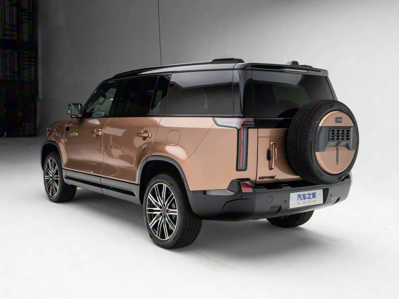 روكس أداماس VIP ADAMAS 6 SEATS  AND 7 SEETAS